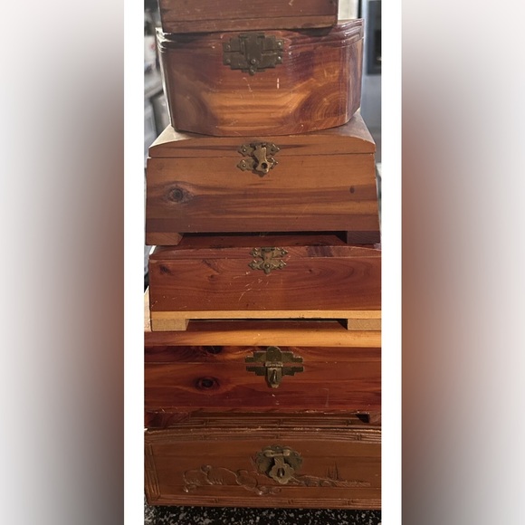 VINTAGE WOODEN CEDAR JEWELRY TRINKET BOXES WOOD CARVING LINED MIRROR scenic